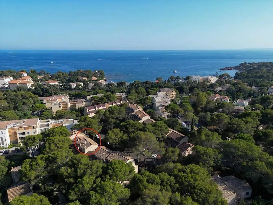 Duplex T3 A 3 Minutes De La Mer Saint-Raphael  France